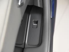 2020 EV400 HSE 2020 EV400 HSE Фото 213 из 389
