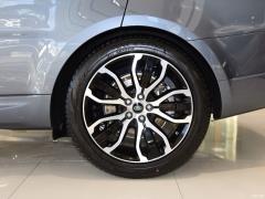 2021 3.0 L6 Сияющий черный выпуск 2021 3.0 L6 Shining Black Edition Фото 28 из 42