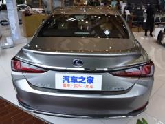 2020 300h Premium Edition 2020 300h Premium Edition Фото 17 из 266