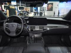 Фото Lexus LS500h 