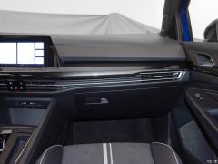 Фото Volkswagen Golf (Mk8)