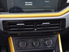 2019 Plus 1,5-литровый автомат Beats Trendy Cool Edition 2019 Plus 1.5L Automatic Beats Trendy Cool Edition Фото 60 из 425